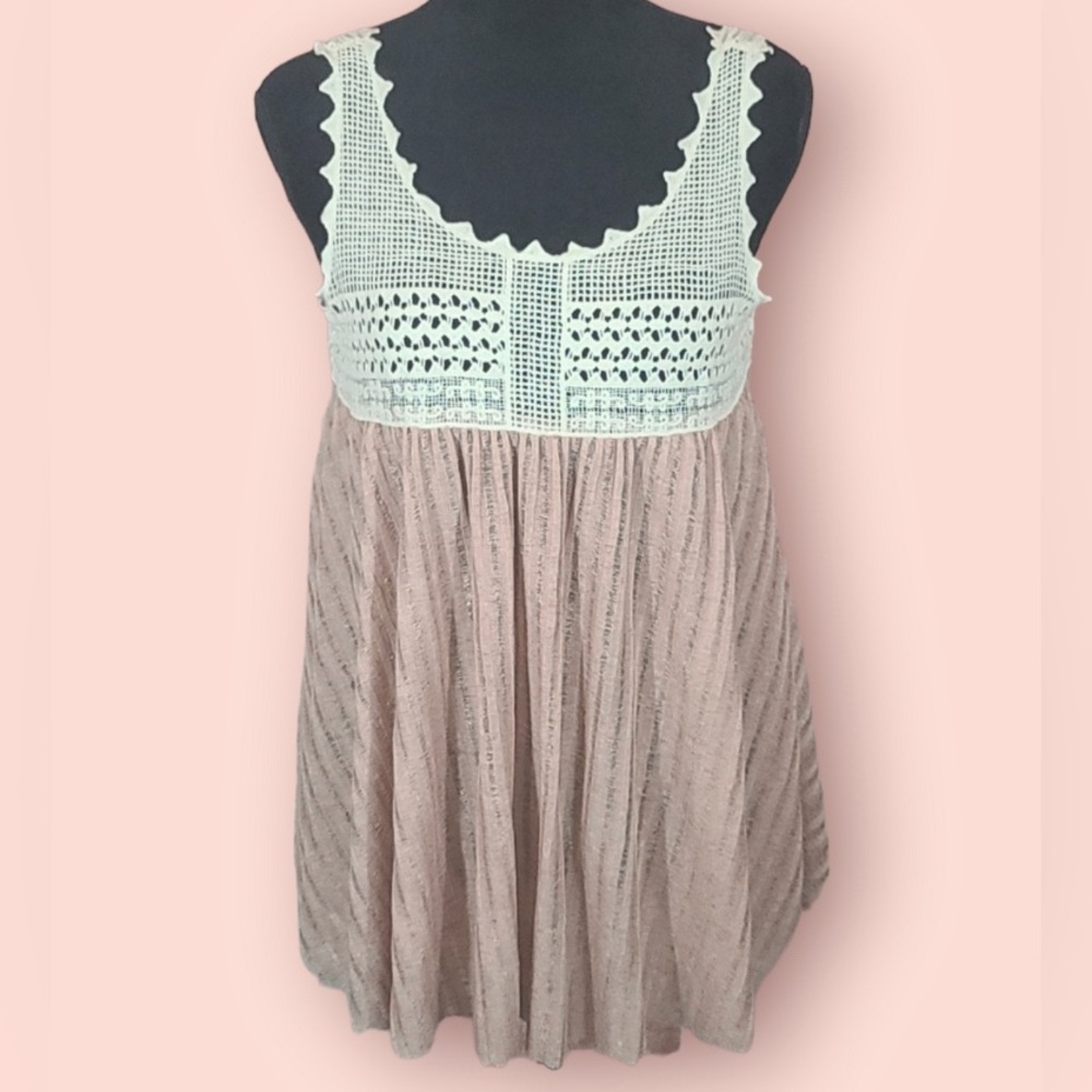 Hyku top Crochet Pink and Cream Sleeveless Tunic